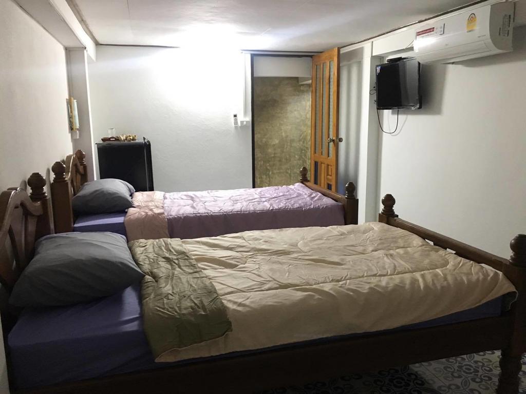 Saduemuenghomestay Phrae Zewnętrze zdjęcie